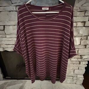 🦄EUC Andree by Unit Women's Burgundy Striped Oversized Top